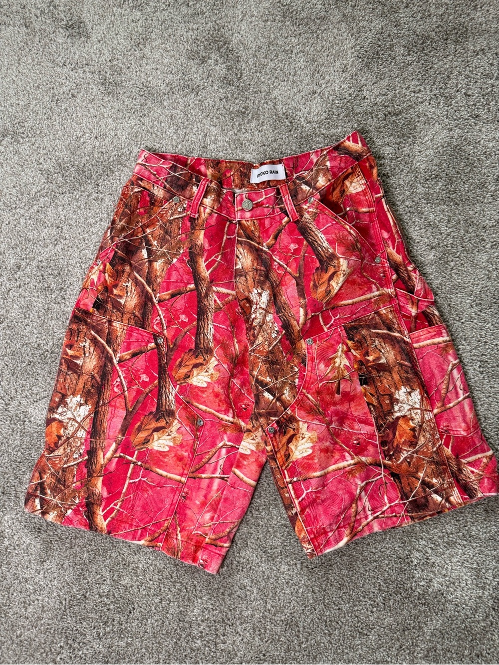 Ryoko Rain Unisex Shorts | TREE CAMO DOUBLE KNEE / OVER-SIZED SHORTS | Size 28